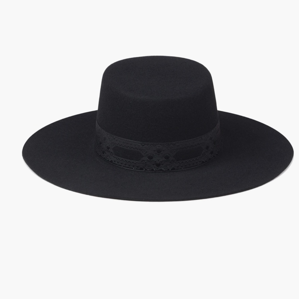 Lack of color black Sierra boater hat